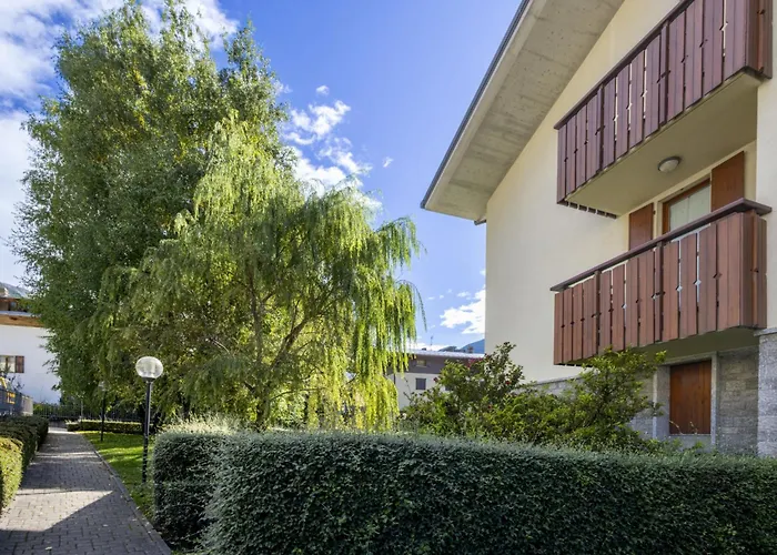 Lägenhet Monte Confinale Garden View By Interhome Bormio