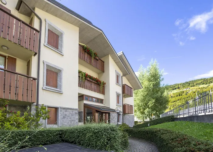 Lägenhet Monte Confinale Garden View By Interhome